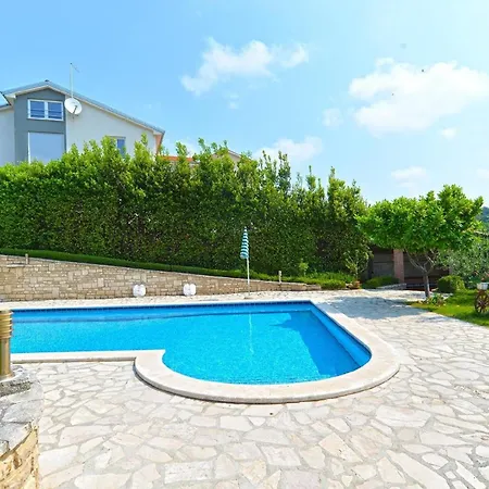 Fuer 2 Personen Ca 44 Qm In Pula, Istrien Istrische Riviera Appartement *