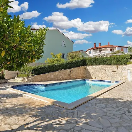 Fuer 2 Personen Ca 44 Qm In Pula, Istrien Istrische Riviera Appartement Pula