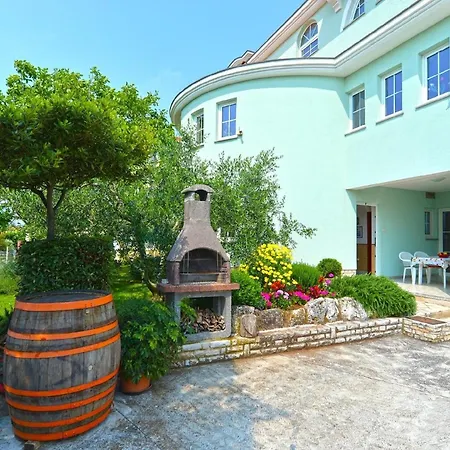 Fuer 2 Personen Ca 44 Qm In Pula, Istrien Istrische Riviera Appartement Pula